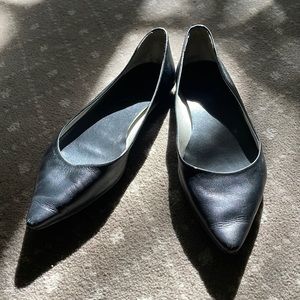 Black ballet pointed flats